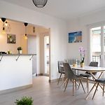 3 Rooms With Balcony And Parking 3 Min From The Sea