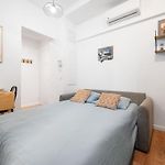Charming 2 Rooms, Sleeps 4 Nice Center