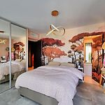 Lovely 4-Bedroom Family Apartment In Central Nice