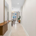 Fully Renovated 2-Bedroom Apartment