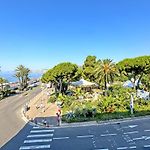 Elegant Seafront Loft Old Town Nice