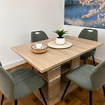 Charmant Appartement Avec Terrasse A 2 Min De La Plage