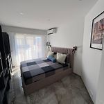 Modern Apartment, Air Conditioning, Balcony Nice Liberation