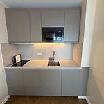 Bright 1Br Top Floor