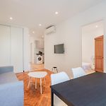 Hyper City Center Fully Renovated Air Conditioning