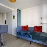 Charming Studio With Balcony In The Heart Of The Liberation District