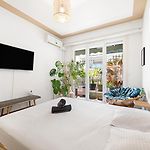 Bright & Cozy - Large Sunny Terrace