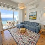 Seaside Escape With Terrace - Nice