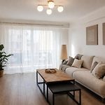 Heart Of Nice, Beach 3Min, 3 Ac Units, Balcony With 4-Seater Dining!