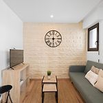 Beautifully Renovated With Charm - In The Port /Ac
