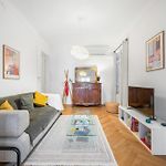 Charming & Comfortable - Near The Port / Parking