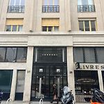 Le Petit Safran - Une Chambre Et Terrasse