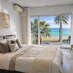Exceptional Studio With Panoramic Sea Views