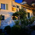 Lovely Apartment In Vieux-Nice With Terrace, Garden And Ac - 10 Min To Beaches And Promenade Des Anglais