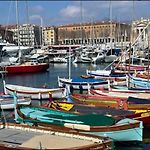 Port Lympia Lovely Apartment With Balcony & Ac
