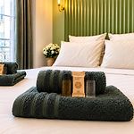 Seabnb - Elegantia Collection - Ac - Central Luxury - Walk Everywhere