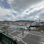 Port De Nice - 2 Pieces Avec Jardin - 4 Personnes