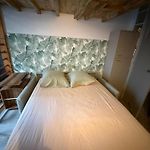 Partie D Appartement, Independant Avec Cuisine A Partager