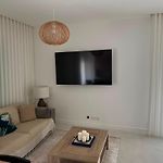 Appartement De Luxe A 5 Minutes De La Promenade Des Anglais, Vu Sur Mer , Proche De Toutes Les Commodites