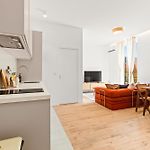 Bright & Charming 1 Bedroom