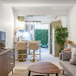 2 Bedroom Appartement Near Sea