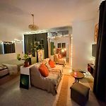 Large Studio With Sea View