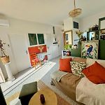 Large Studio With Sea View