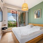 Rooftop Terrace - Sea View, Pool, Parking & A/C