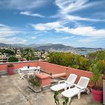 Rooftop Terrace - Sea View, Pool, Parking & A/C