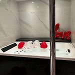 Pinkroom06