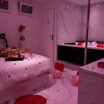 Pinkroom06