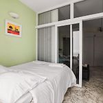 Cozy 1Br Flat With Balcony - 5 Min To Tram Station