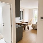 Charming 1-Bedroom Apartment With Small Terrace, Fully Equipped