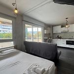 Bright Studio With Terrace Near The Tram