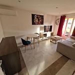 Liberation Apartement