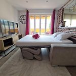 Liberation Apartement