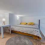 Appartement Calme, Central, Clim, 5 Min Des Plages