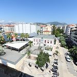 Nice Étoile Grand Suite Five stars Holiday House