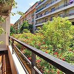 Nestor&Jeeves - Debussy Terrasse - Central - By Shopping Area