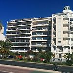 Appartement 3 pièces Nice Promenade des anglais dernier étage vue mer solarium