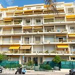Beachfront apartment Promenade Des Anglais