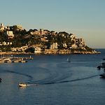 Waterfront Panoramic Sea View, Balcony, Ac