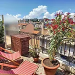 Nestor&Jeeves - Coral Sea Terrace - Central - Very Close Beaches