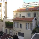 Beach - A Modern Studio Flat In Central Nice