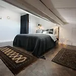 Cocoon Loft - Magnifique Loft Sous Toit, Refait A Neuf, Vues Splendides, Clim, Wifi Apartment