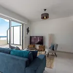 Elegance Apartment *