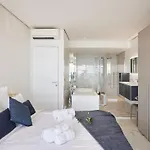 Sunlight - Sky Blue - 3 Bedroom Flat With Sea View On The Promenade Des *