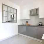 Estienne D'orves Apartment *