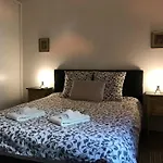 Homelivia, Luxueux Avec Jardin Prive Apartment *