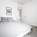 Republique Garibaldi Apartment